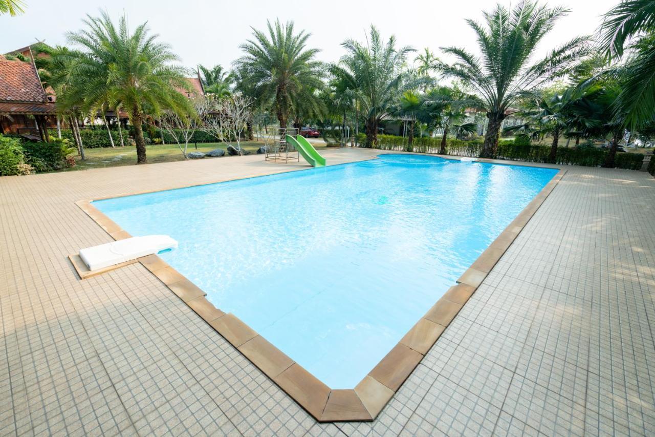 טראט Lamphurai Riverside Resort And Spa מראה חיצוני תמונה